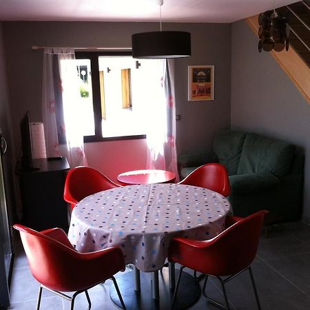 Gîte Noir Lapin Lesquin Exterior foto
